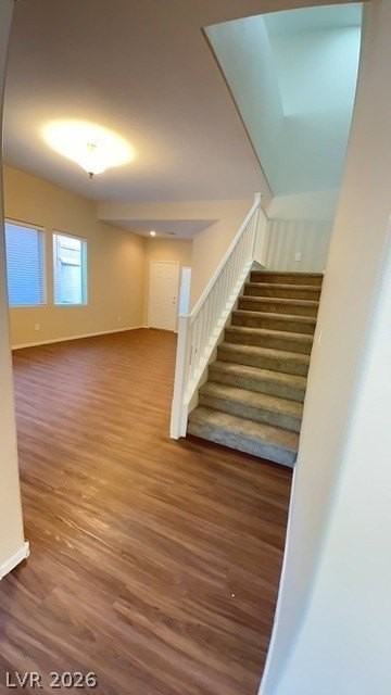 9132 Weeping Hollow Ave - Photo 7 of 18