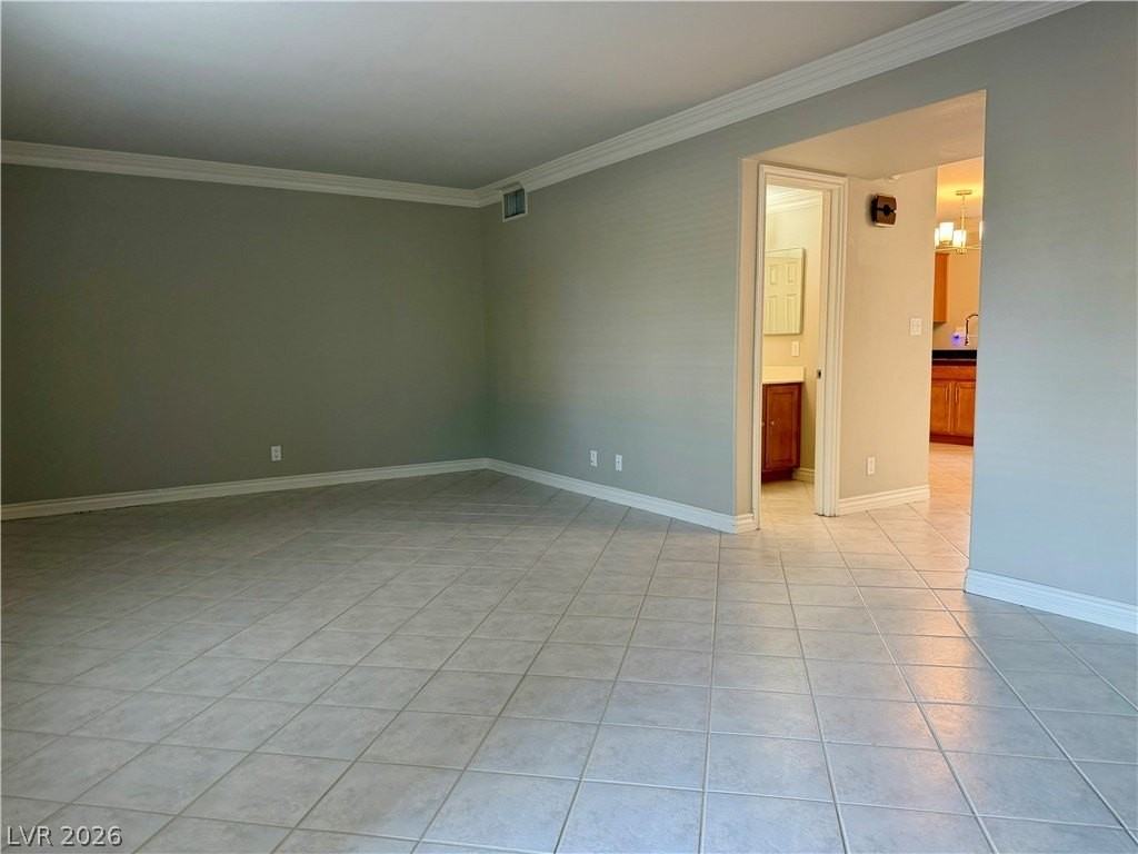 4538 Brighton Dr - Photo 6 of 12