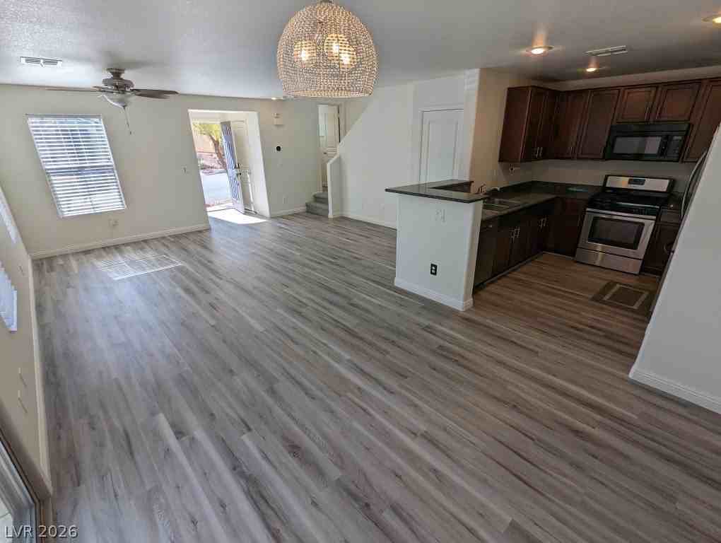 10807 Mason Hill Ave - Photo 6 of 35