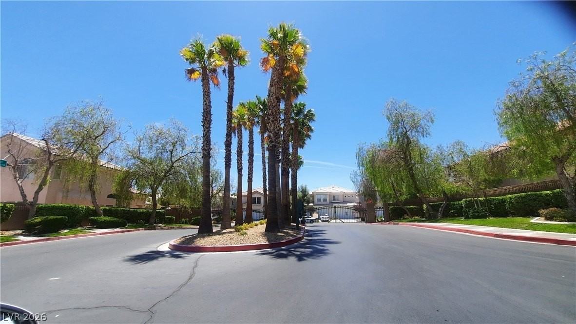 8885 Waltzing Waters Ct - Photo 2 of 7