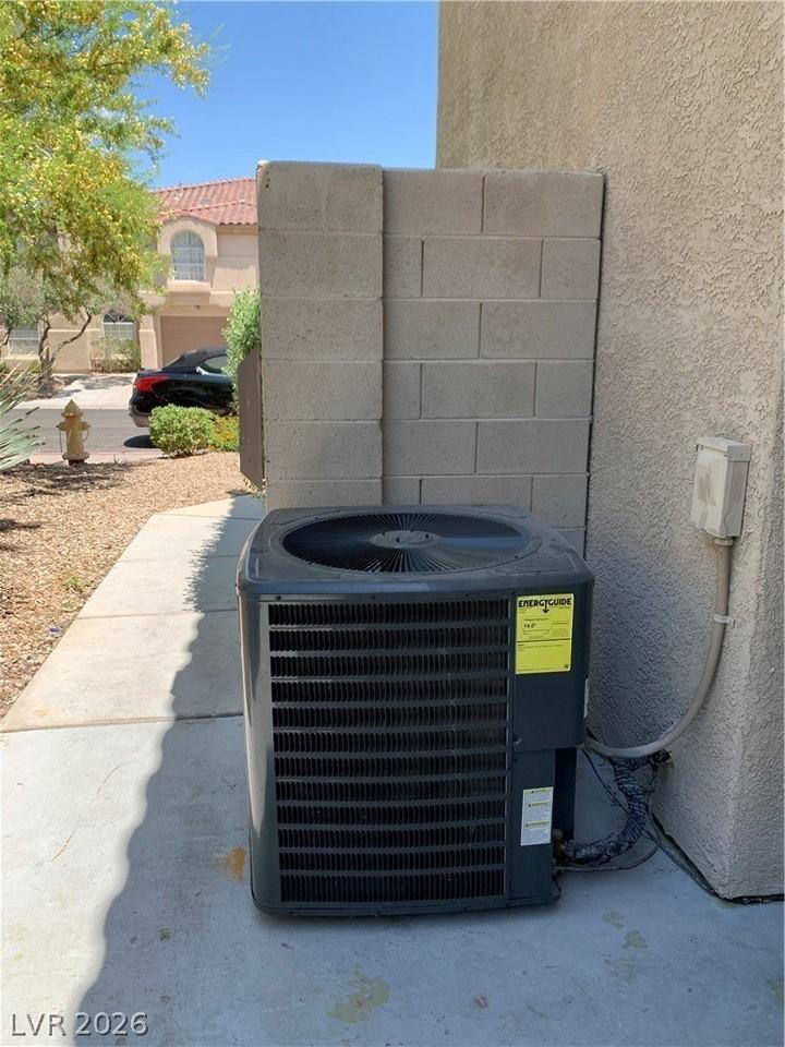 7617 Allerton Ave - Photo 5 of 39