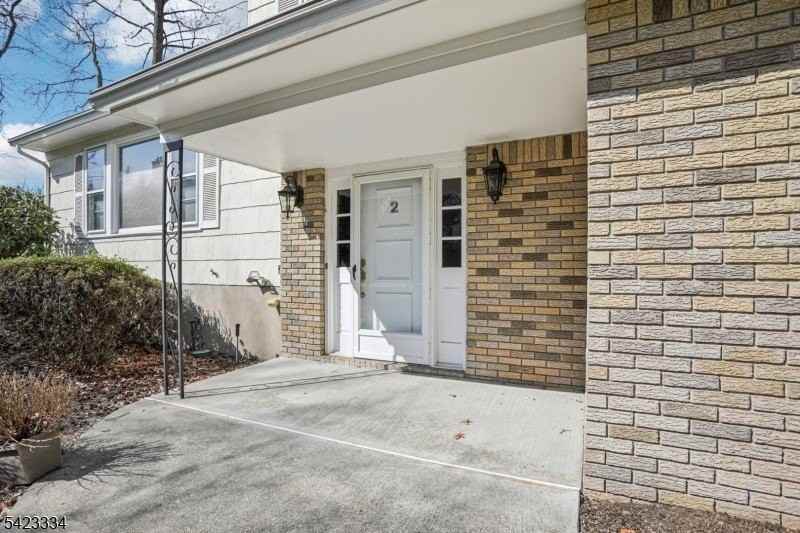 2 Eisenhower Rd - Photo 3 of 16