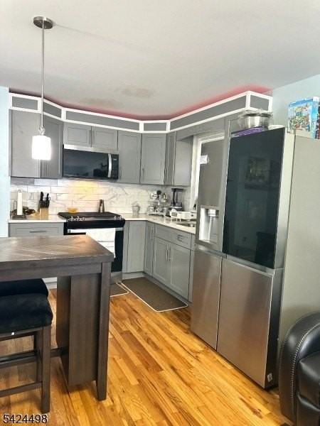 578 E 23rd St #1 - Photo 4 of 10