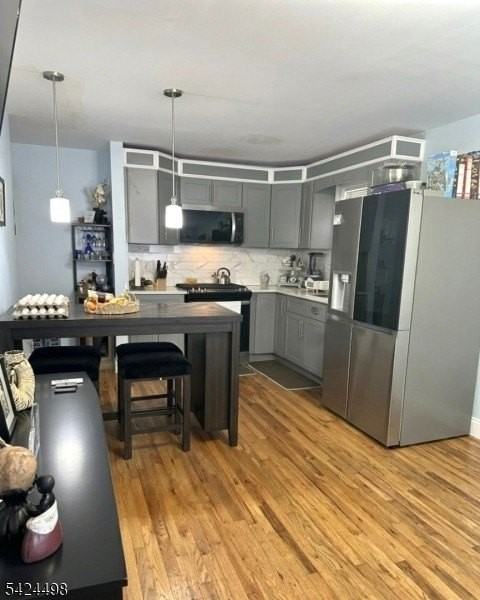 578 E 23rd St #1 - Photo 5 of 10