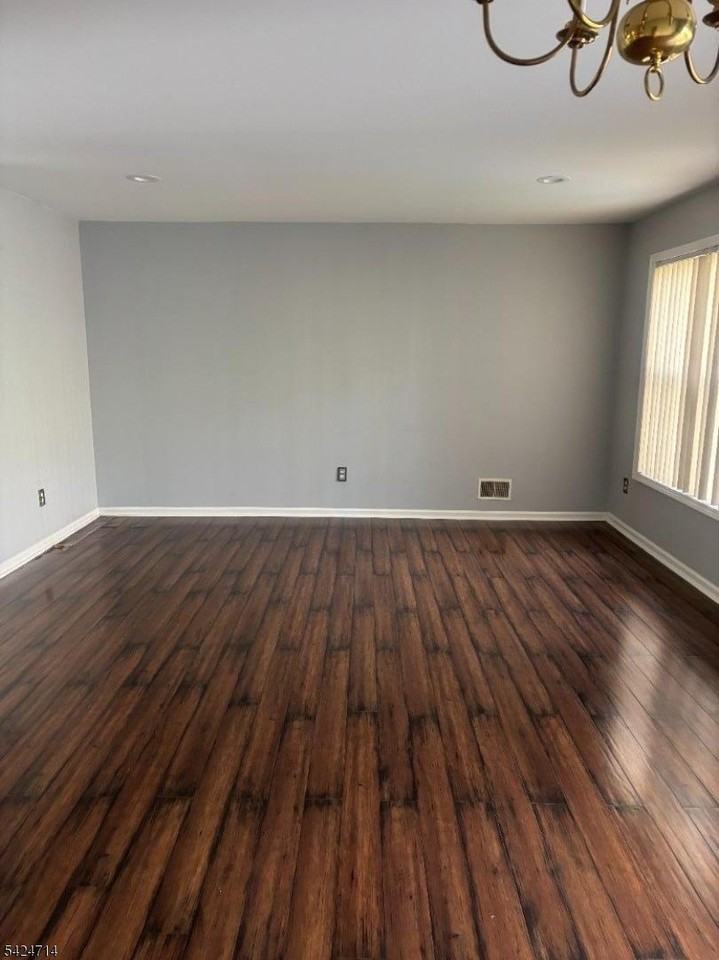 20 Druid Ln - Photo 7 of 17