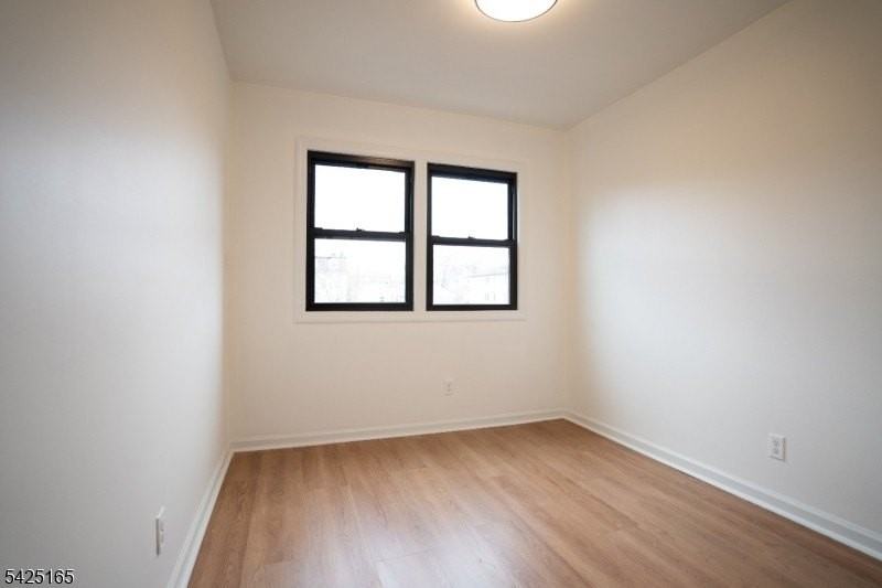 27 Alan Ter #2 - Photo 5 of 8