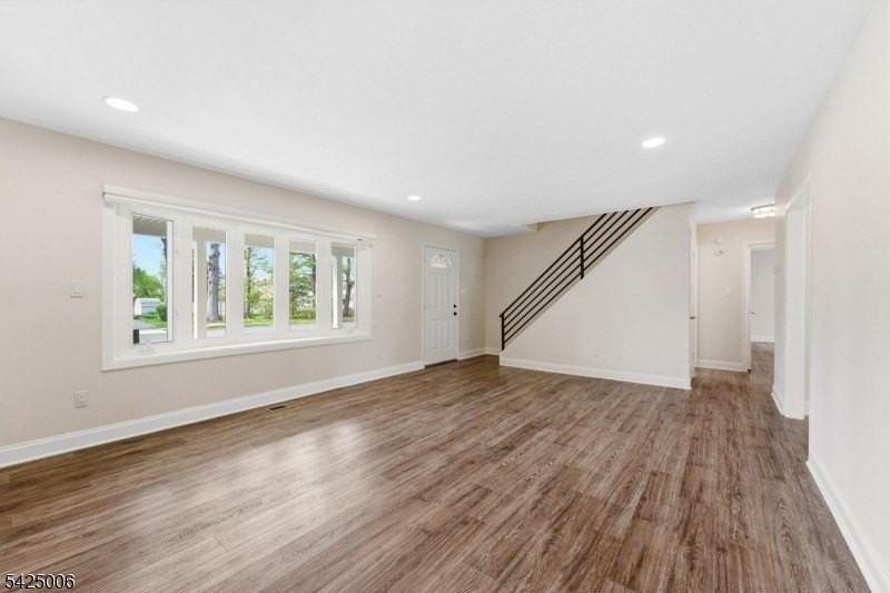 3 Cypress Rd - Photo 3 of 49