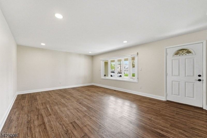 3 Cypress Rd - Photo 4 of 49