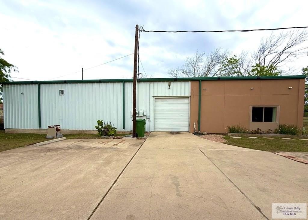 174 Duncan Rd - Photo 4 of 17