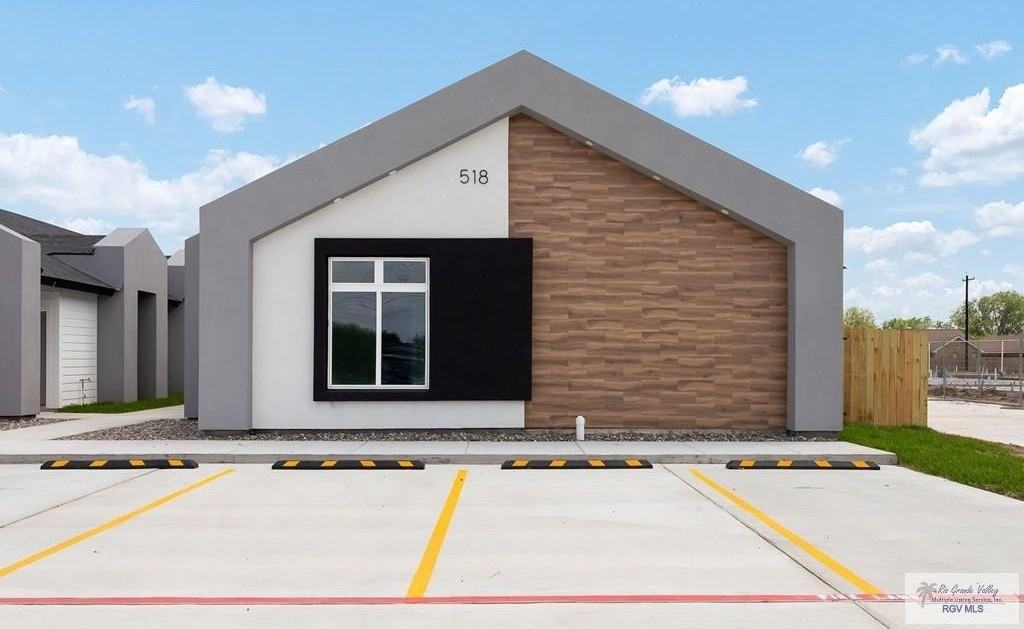 518 E Loop 499 #5 - Photo 2 of 14