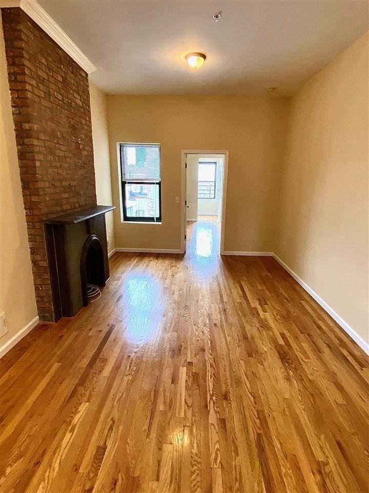 572 Jersey Ave #3L - Photo 6 of 22