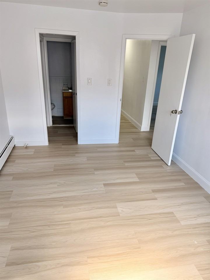 24 E 18th St #2 - Photo 6 of 11