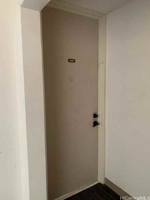 909 Ala Nanala St #402 - Photo 2 of 17