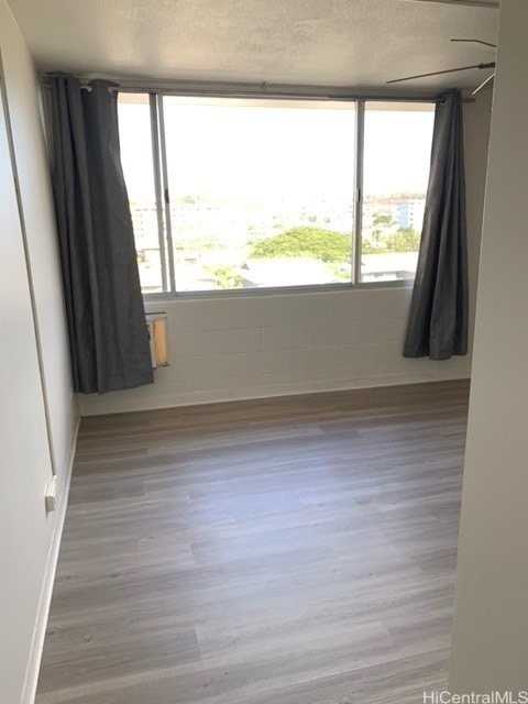 909 Ala Nanala St #402 - Photo 4 of 17