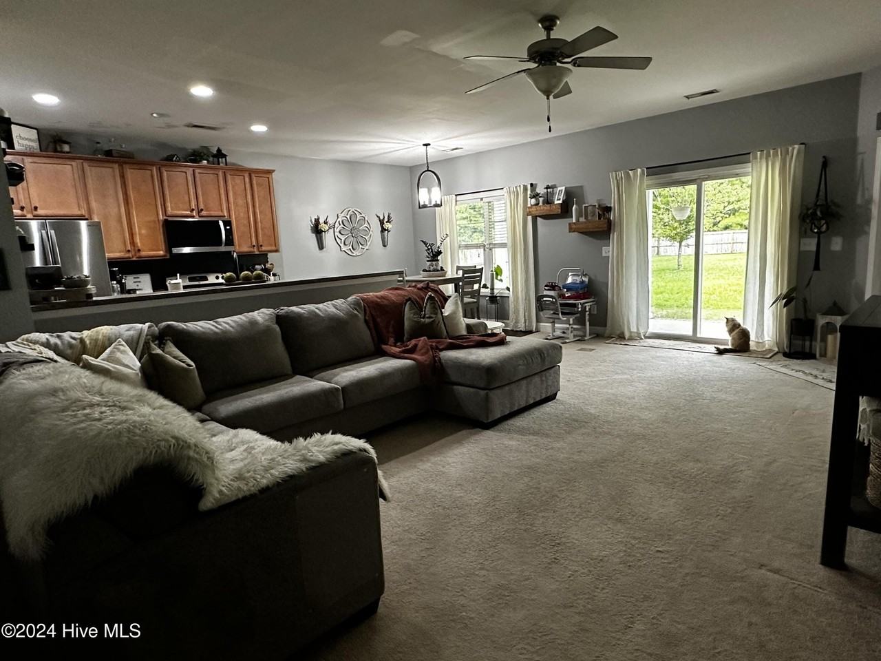 200 Murifield Dr - Photo 4 of 13