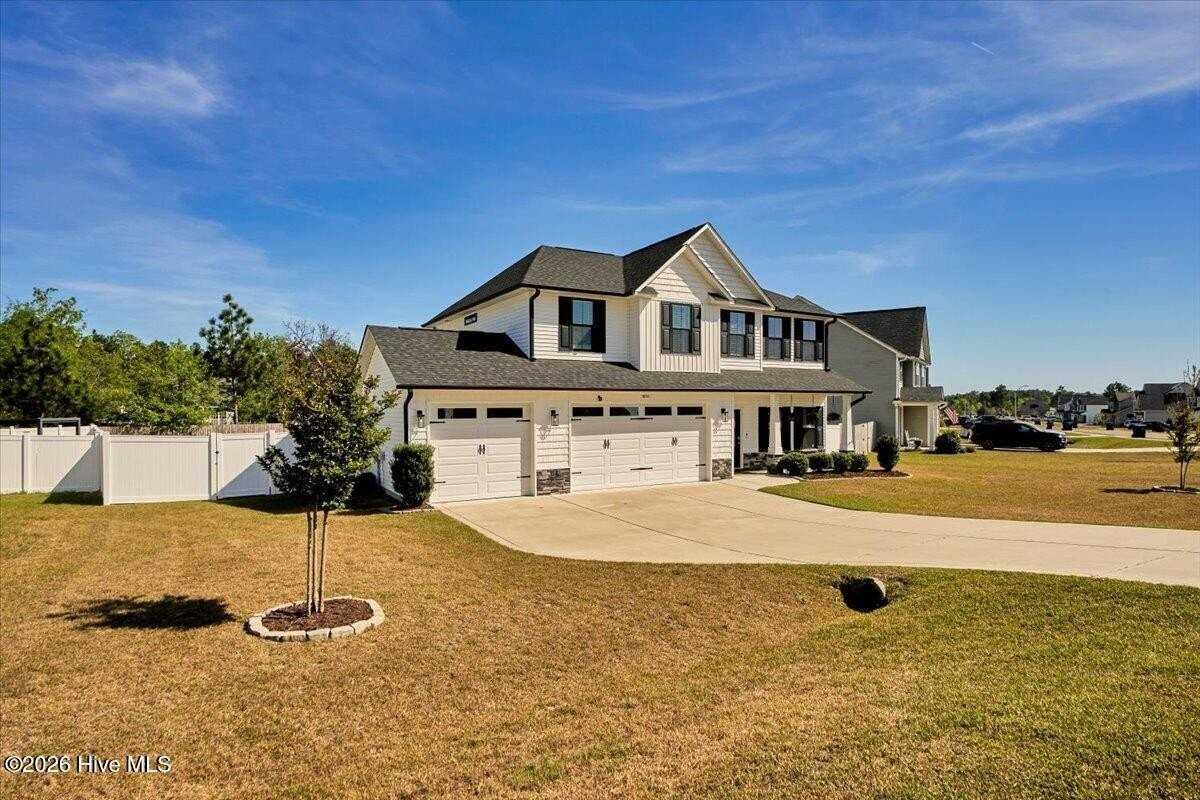 1800 Deerberry Ct - Photo 2 of 50