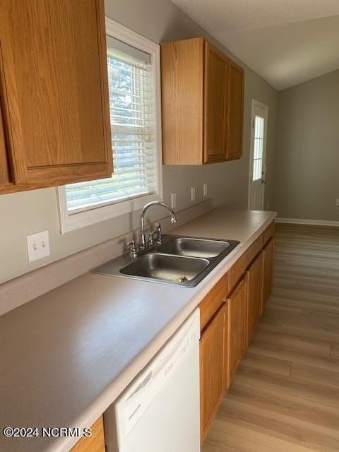 4364 Owendon Dr - Photo 5 of 41