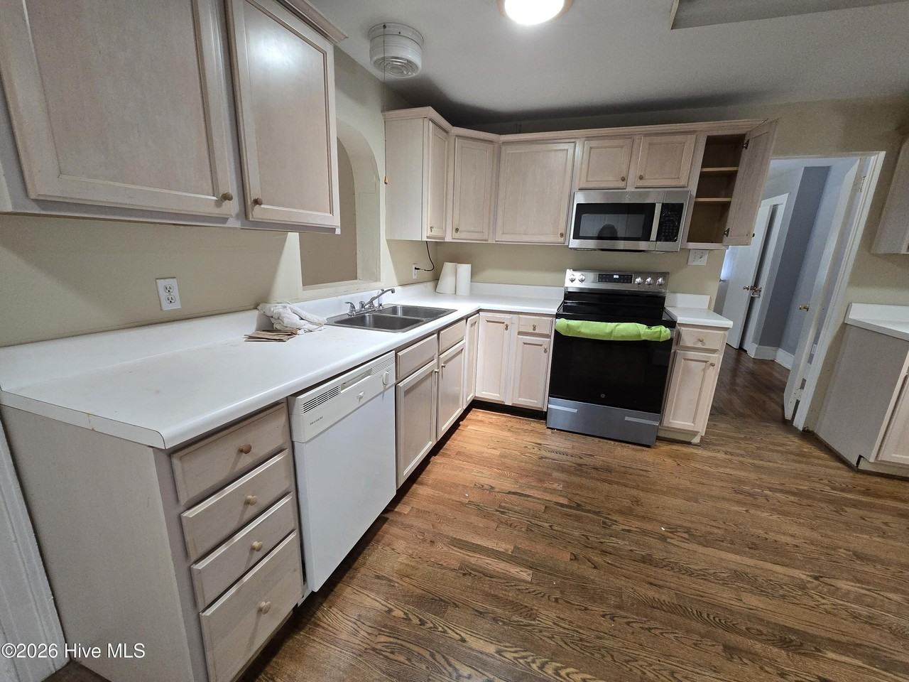 2202 Jefferson Dr - Photo 7 of 18