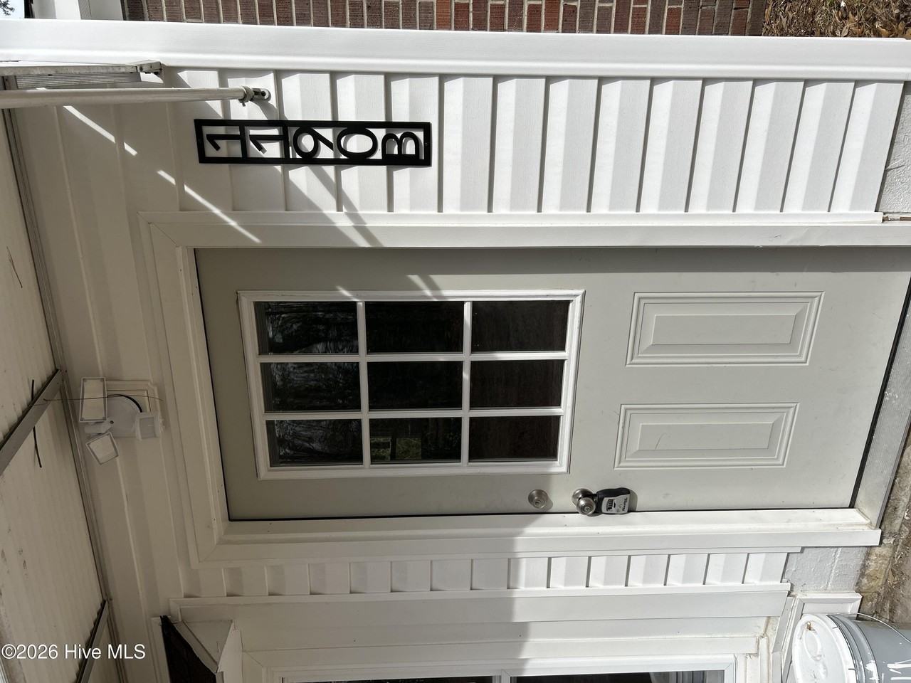 1190 Blue Creek Rd #B - Photo 4 of 31