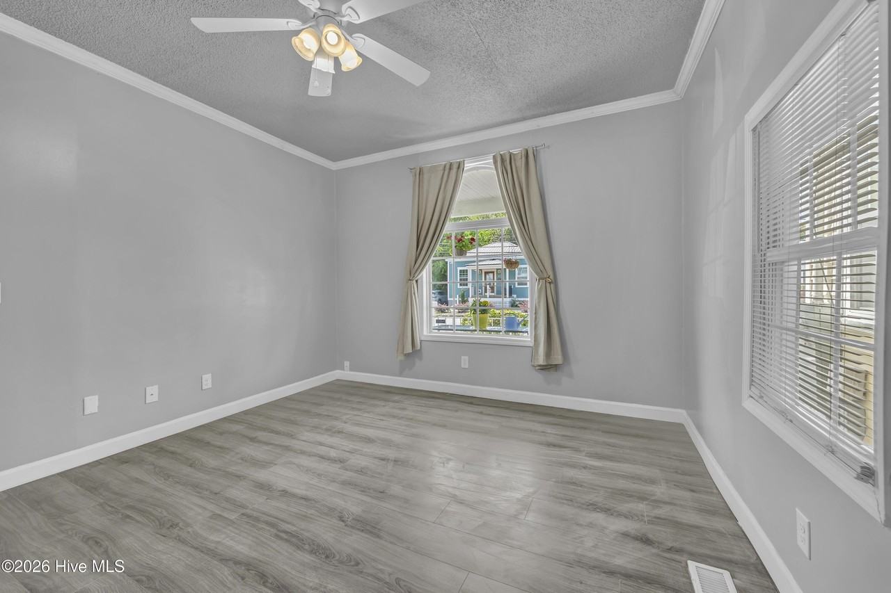 807 Rankin St #A - Photo 6 of 19