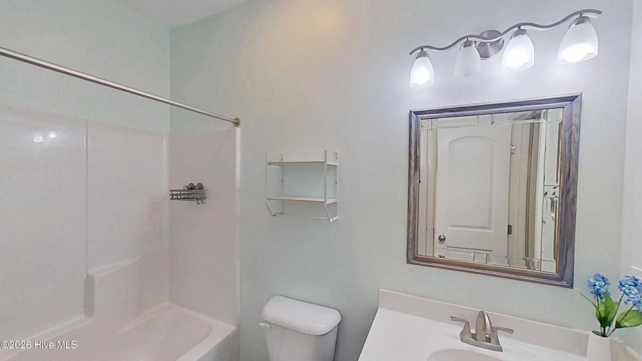 709 Elton Ave #1 - Photo 6 of 32