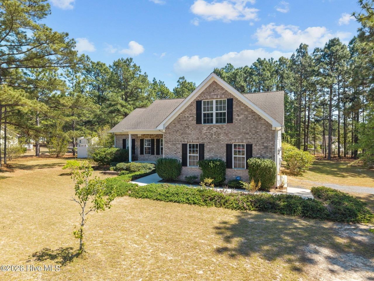 107 Perkins Ln - Photo 2 of 41