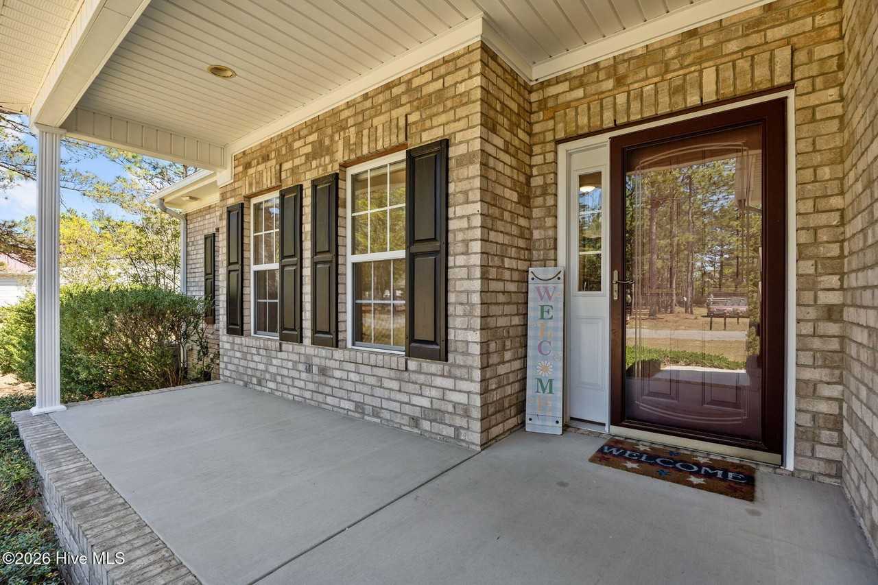 107 Perkins Ln - Photo 5 of 41