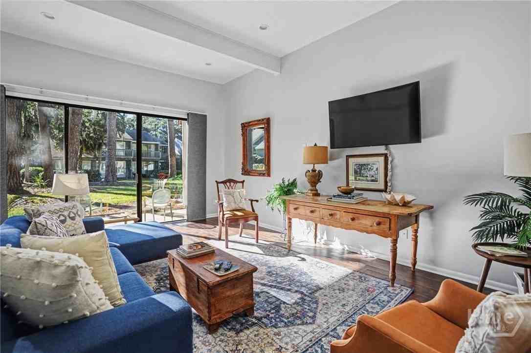 10 Dame Kathryn Dr - Photo 3 of 30