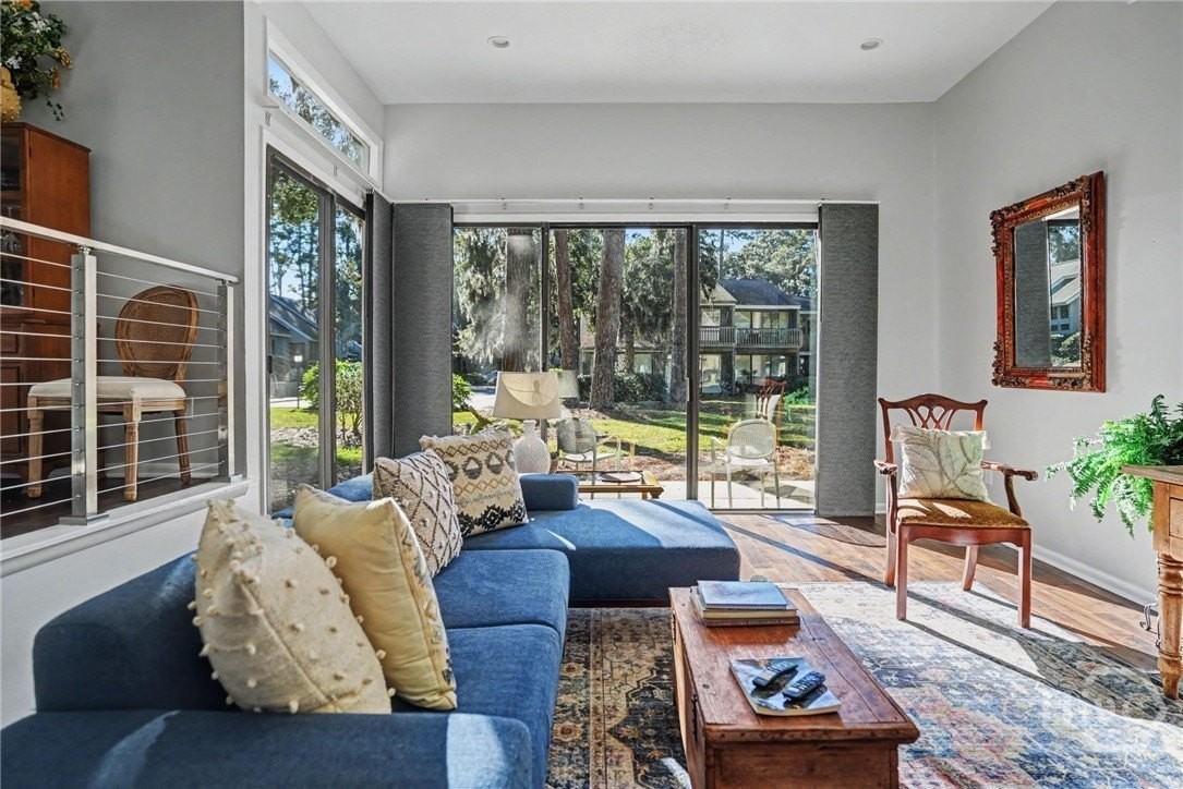 10 Dame Kathryn Dr - Photo 4 of 30