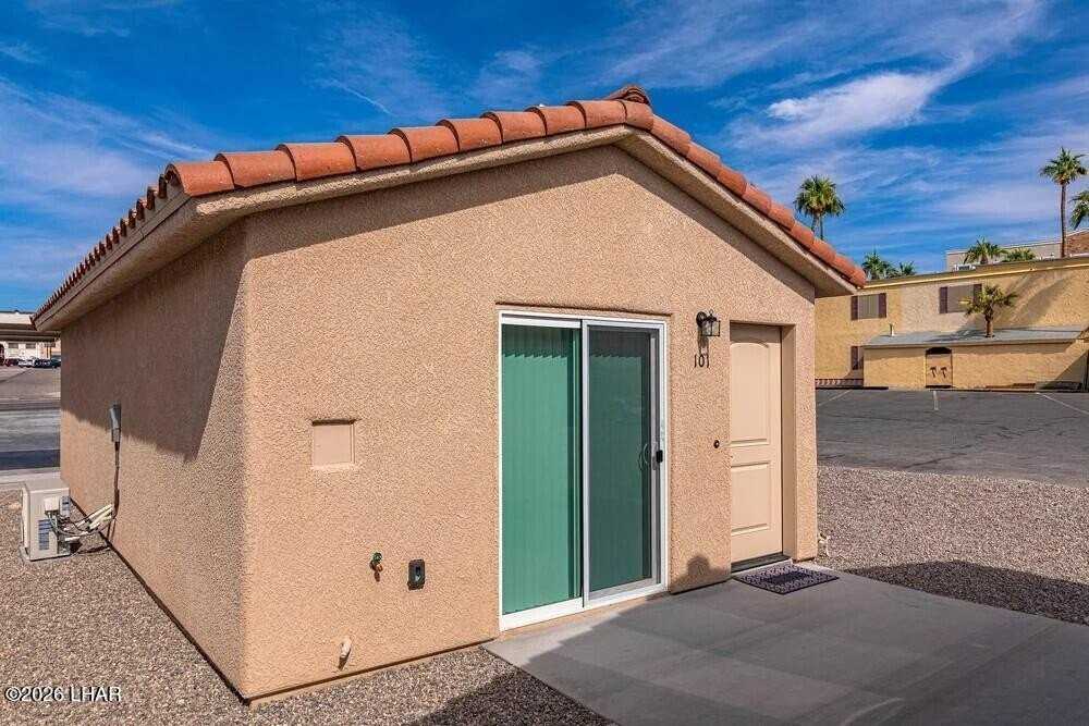 2094 Swanson Ave - Photo 4 of 16