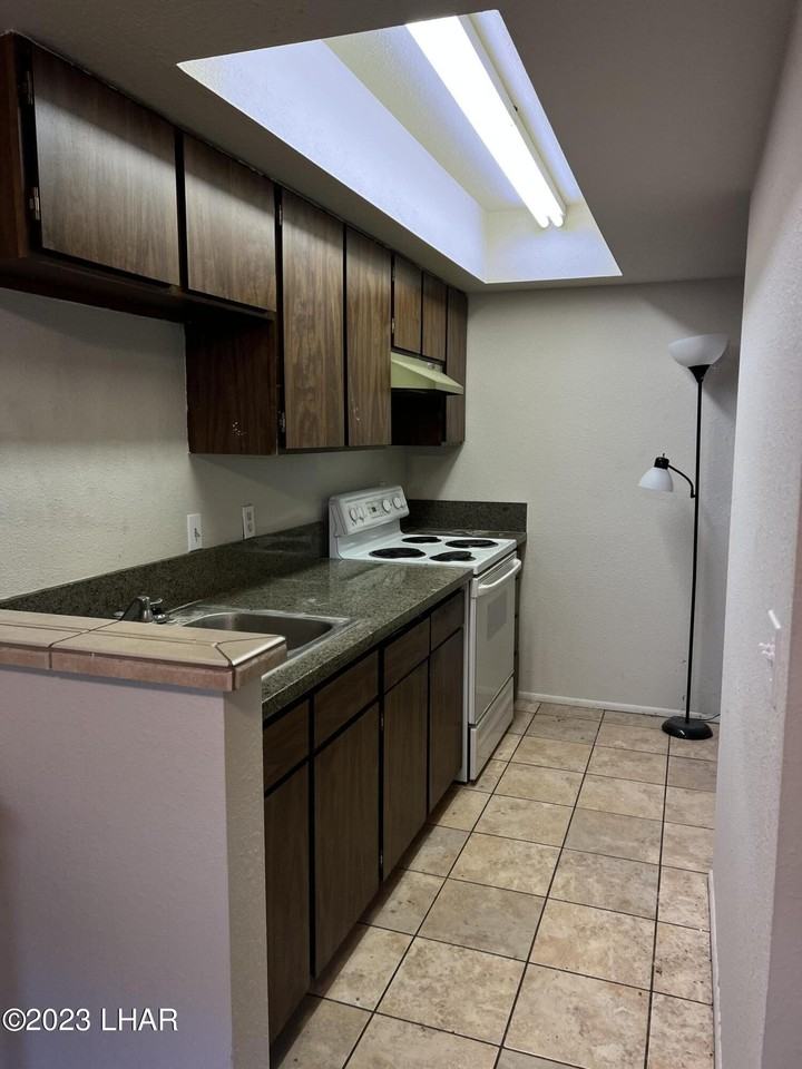 2320 Sandwood Dr #3 - Photo 5 of 5