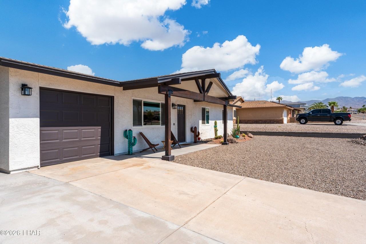 2345 Palo Verde Blvd N - Photo 7 of 50