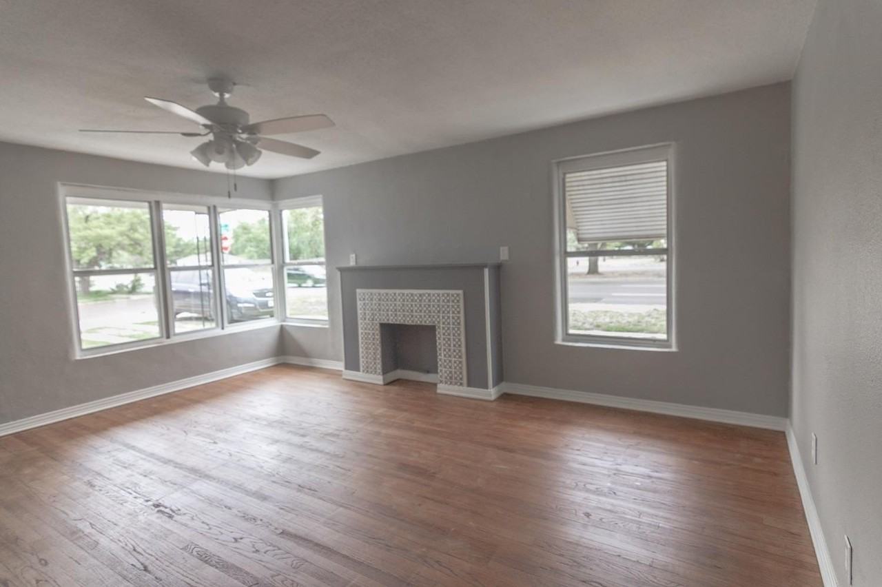 3320 27th St - Photo 4 of 14