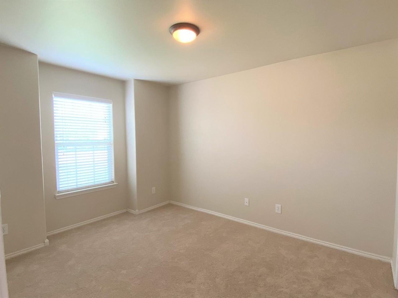 2011 100th St - Photo 3 of 20