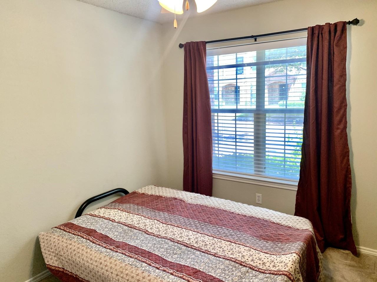 2105 Main St #1 - Photo 6 of 11