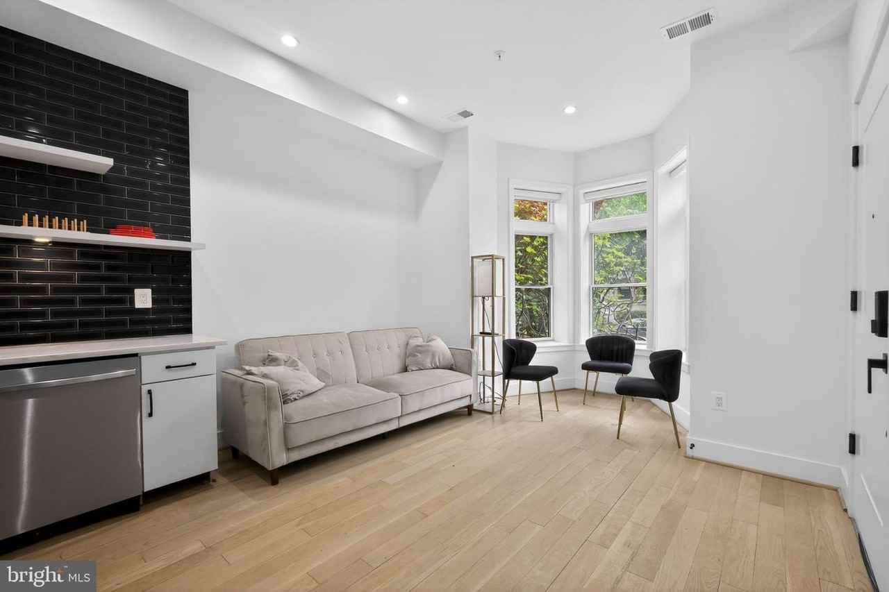 1808 S St Nw - Photo 5 of 29