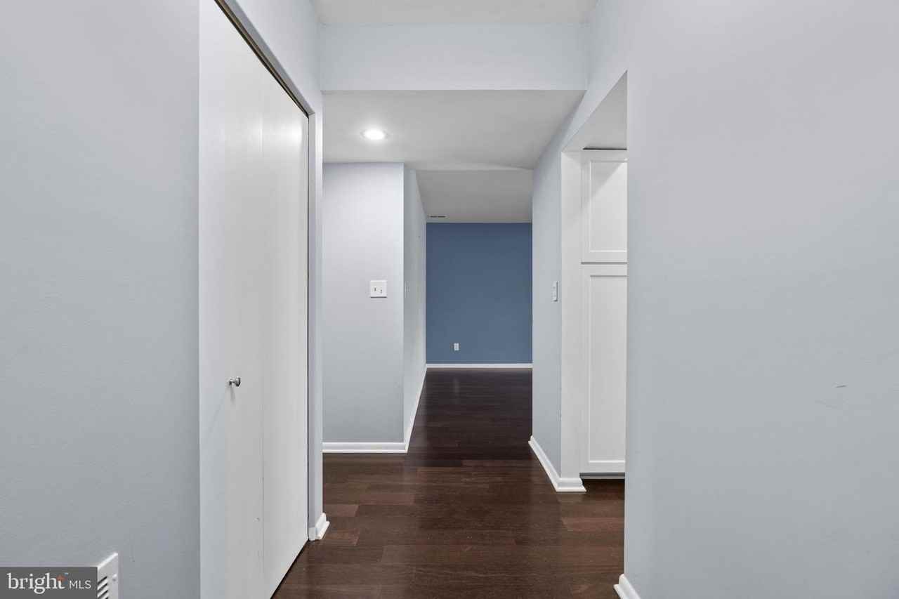 6 Mullingar Ct - Photo 7 of 30