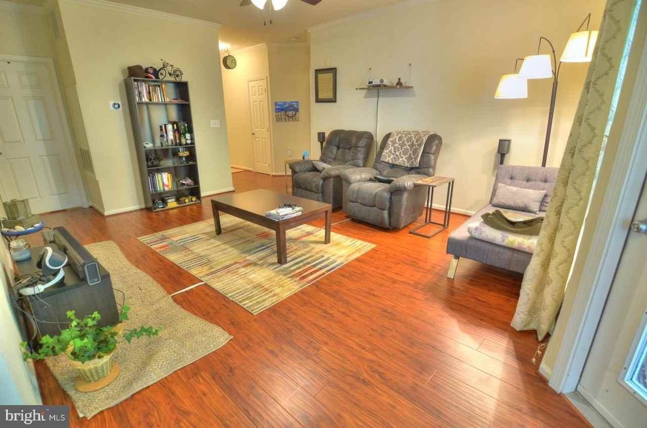 1501 N Point Dr - Photo 7 of 50