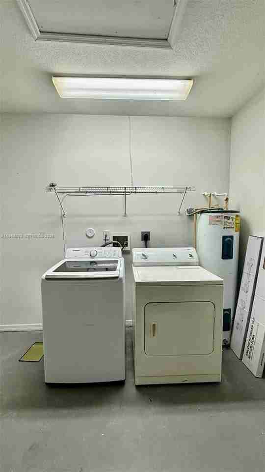 3323 Ne 11th Dr - Photo 6 of 26