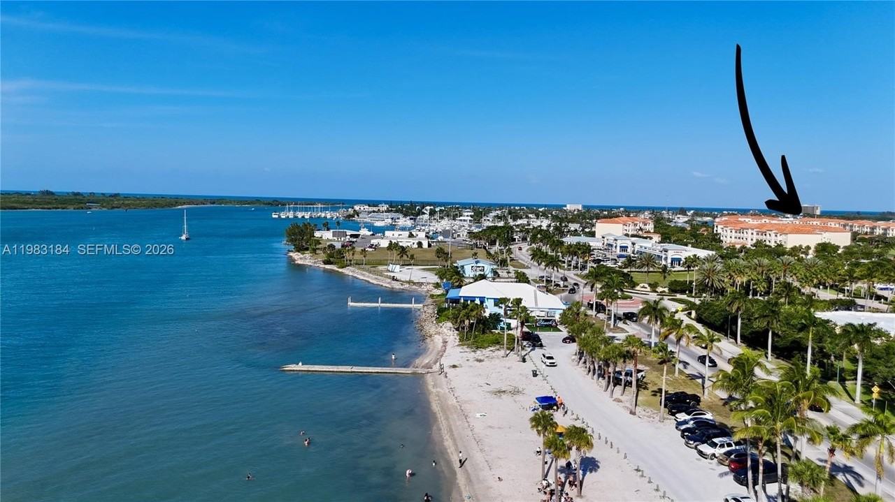 742 Granada St #A - Photo 3 of 50