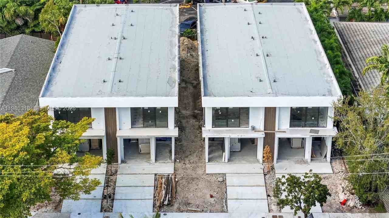 11 Se 12th Ave - Photo 5 of 8