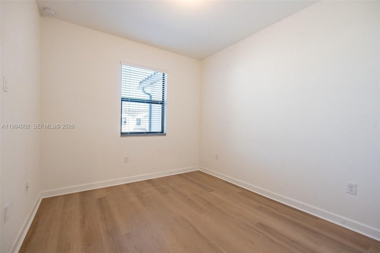 11972 Sw 244th Ln #0 - Photo 6 of 26