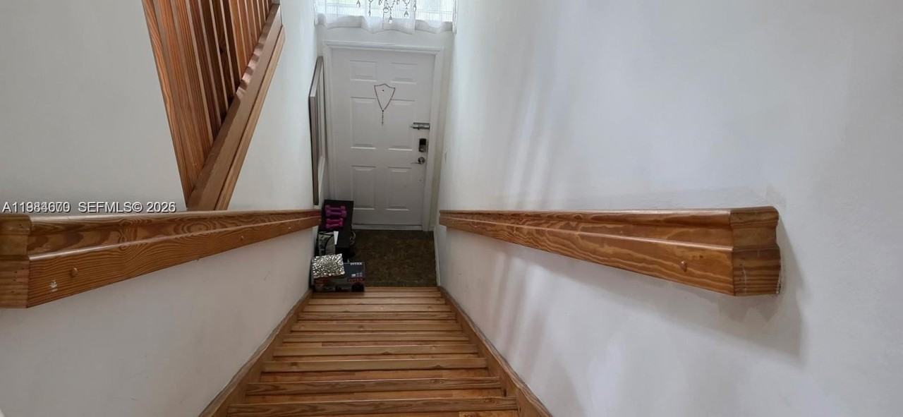 21255 Ne 8th Pl #8 - Photo 5 of 8