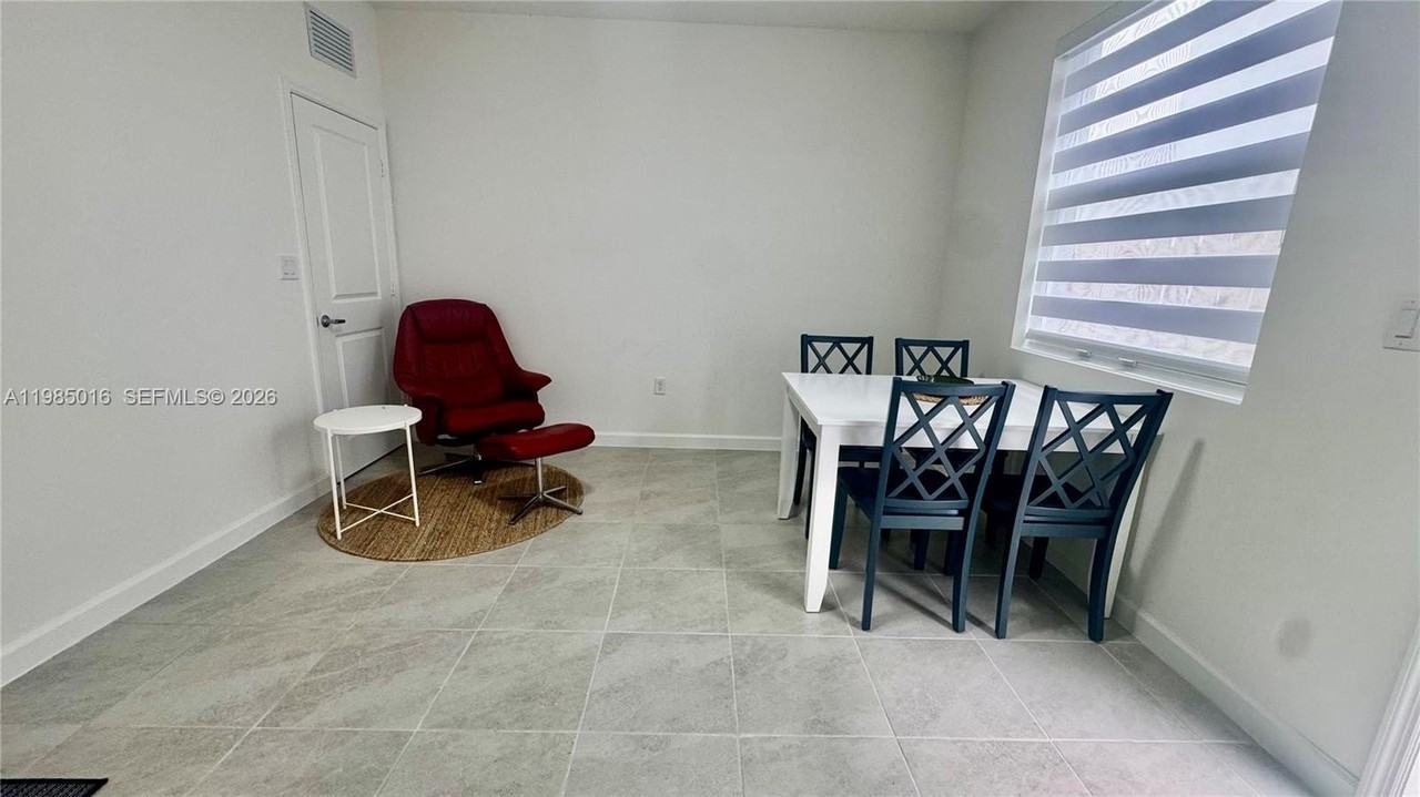 19479 Sw 340th St #2 - Photo 4 of 13