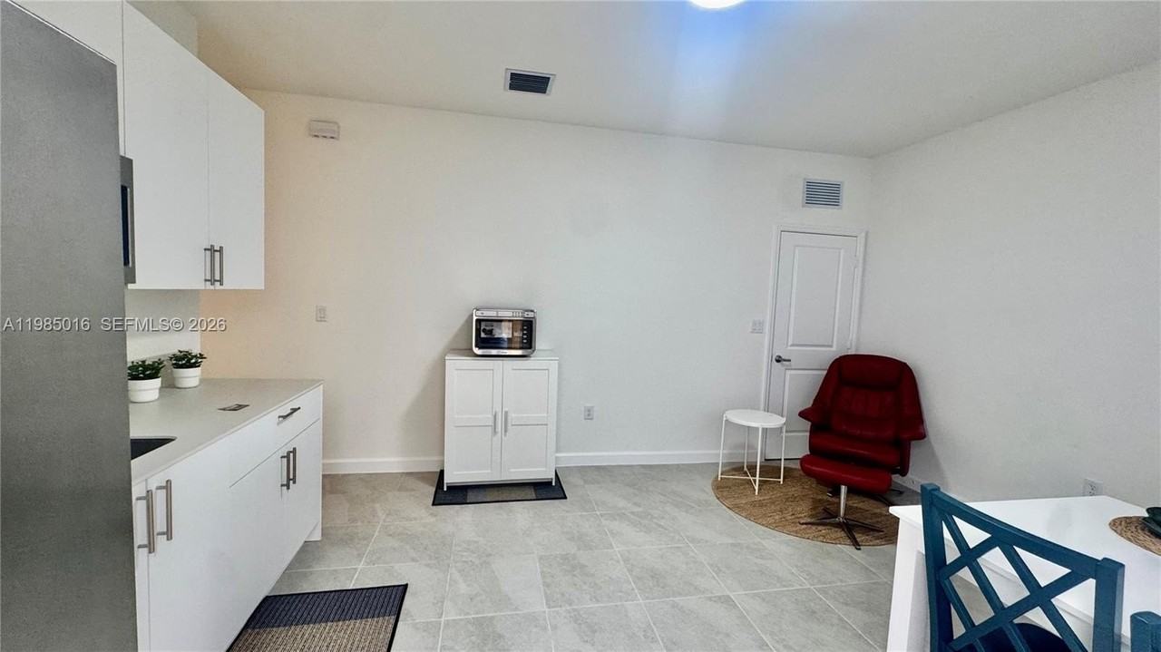 19479 Sw 340th St #2 - Photo 6 of 13