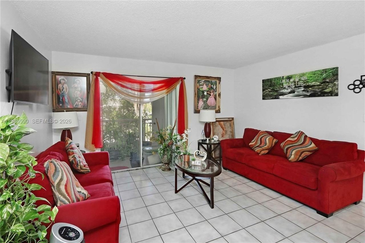 8640 Sw 212th St #303 - Photo 7 of 23