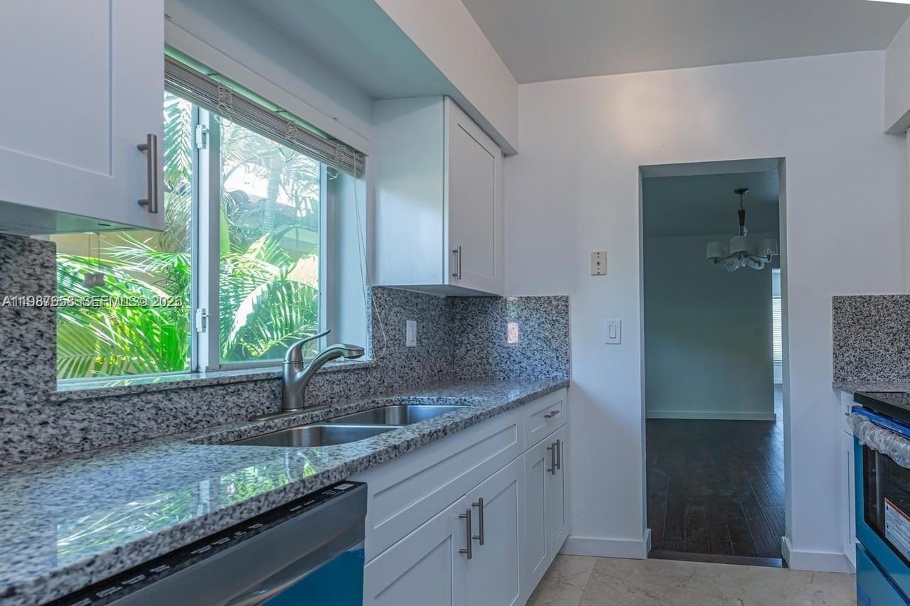 2882 S Le Jeune Rd #2882 - Photo 7 of 18