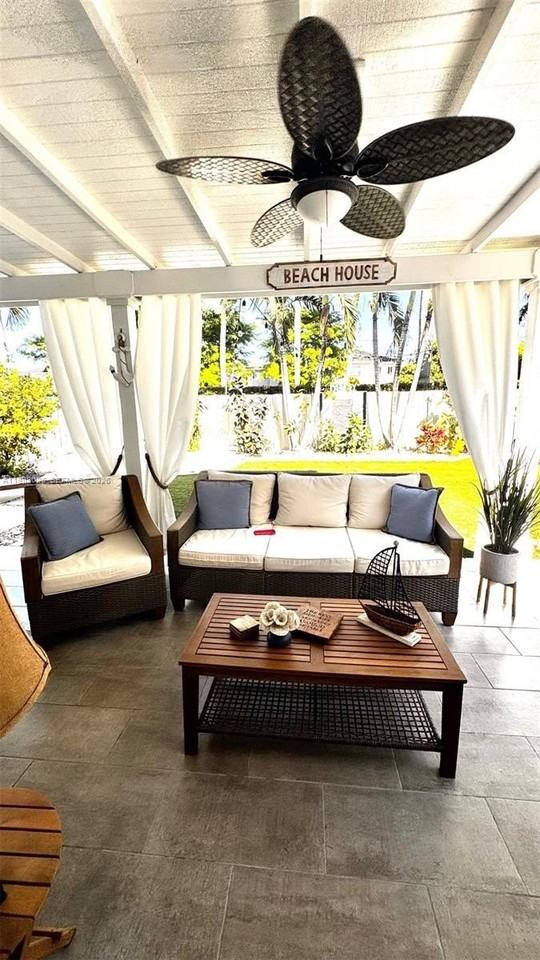 365 Ne 32nd Ter #365 - Photo 7 of 19