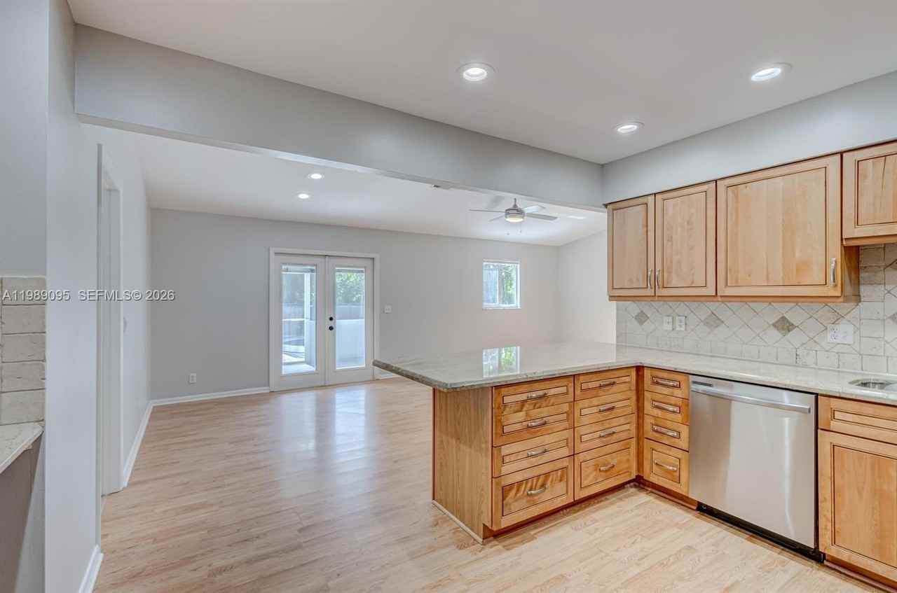 15216 85th Ave N #15216 - Photo 2 of 14