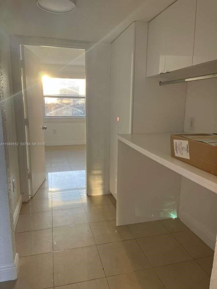 1362 Nw 24th Ave #1362 - Photo 4 of 16